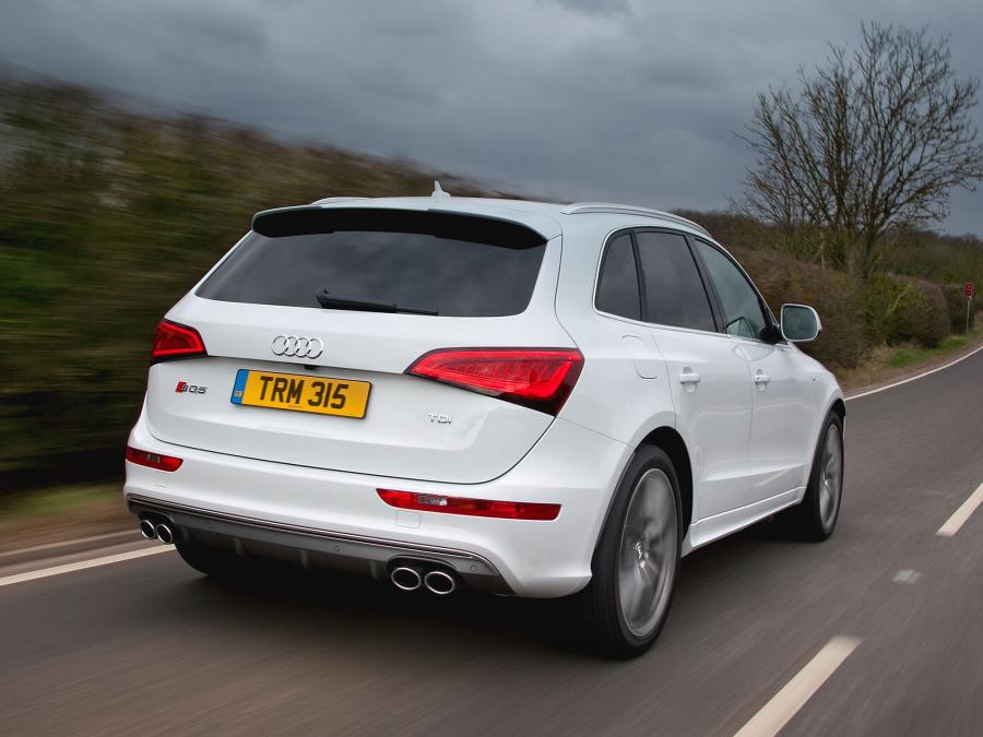  Audi SQ5 TDI (8R) 2013 года  (UK) (фото 3 из 12)